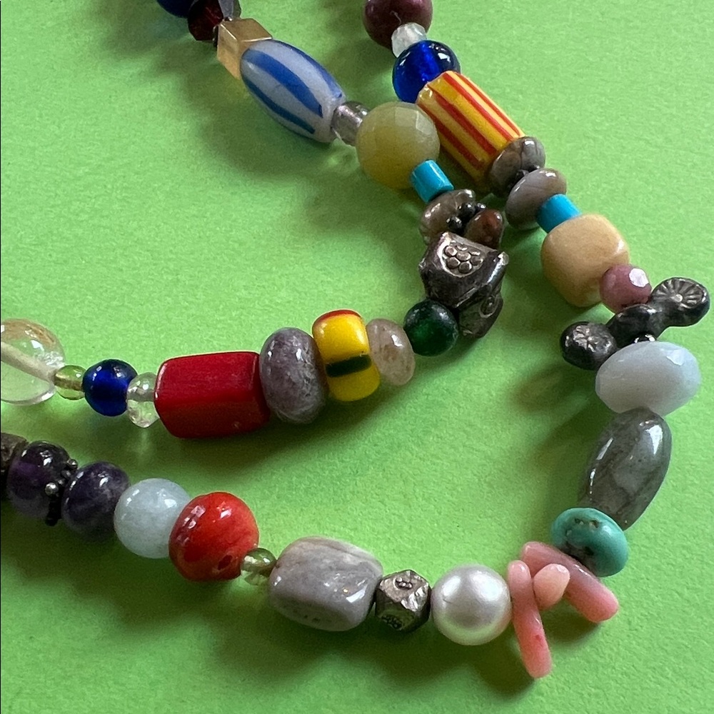 Colorful Beaded Necklace with Silver Bee Pendant - Picture 5 of 6